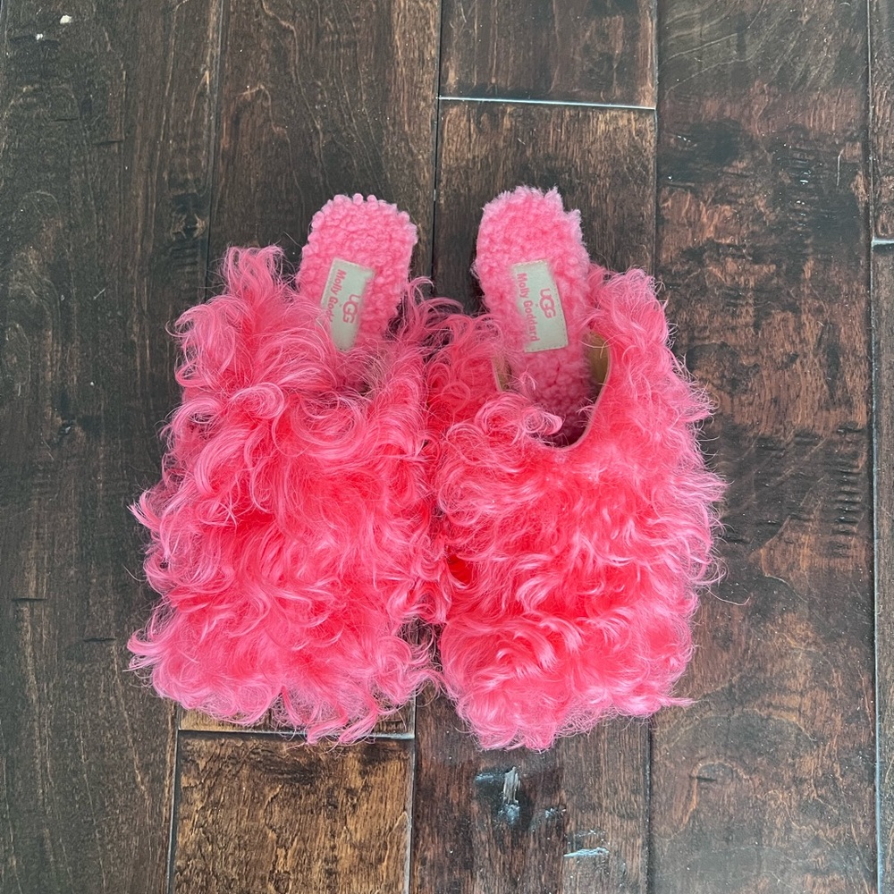 UGG X MOLLY GODDARD Pink Sheepskin Shearling Slippers Size 6 NWOT